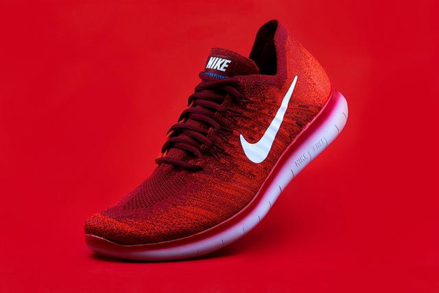 Red Nike PrecisionFlex Elite Show